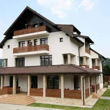 Maya House Hotel Predeal Exterior photo